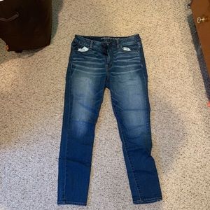 American Eagle High Rise Jegging in short